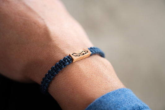 Curaçao Reclaimed Wood & Macramé Bracelet