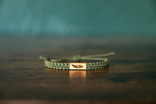 Feather Reclaimed Wood & Macramé Bracelet
