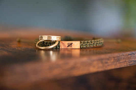 5th Anniversary Maple & Macrame Bracelet