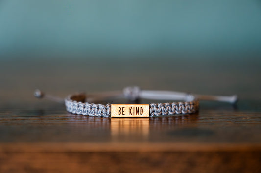 BE KIND Wood & Macramé Bracelet