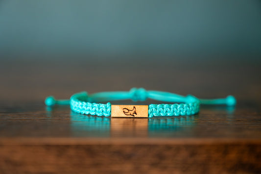 Manta Ray Wood & Macramé Bracelet