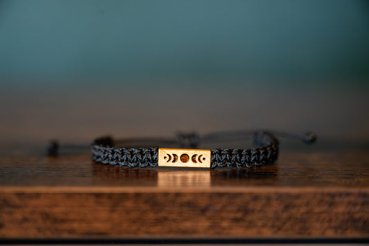 Moon Phases Reclaimed Wood & Macramé Bracelet