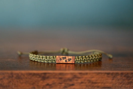 Hiking Boots Reclaimed Wood & Macramé Bracelet